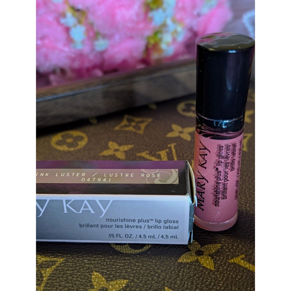 Mary Kay Nourishine Plus Lip Gloss Pink Luster/Lustre Rose Shimmer 0.15 oz